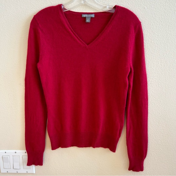 Apt. 9 Sweaters Cashmere Sweater V Neck Medium Long Sleeves